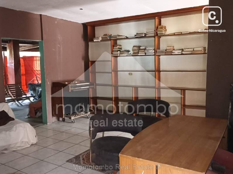 Local comercial en venta en Bolonia, Managua – 400 m²