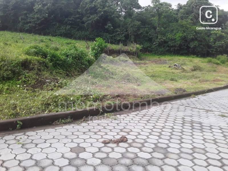 Terreno en venta en Villa Fontana Sur, Managua – 587 varas²
