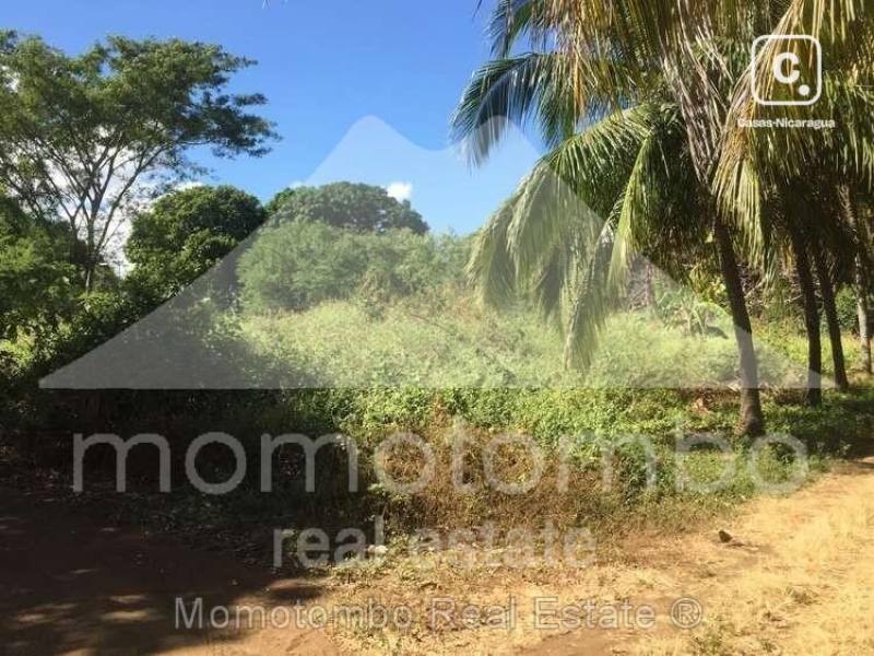 Terreno en venta en Carretera Vieja a León, Managua – 900 varas²