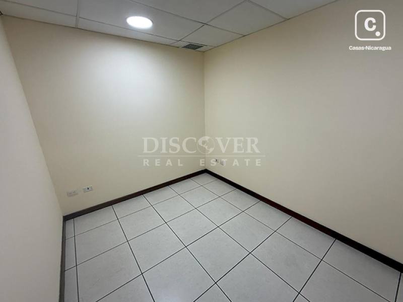 Oficina en alquiler en Suburbana, Managua – 88 m²