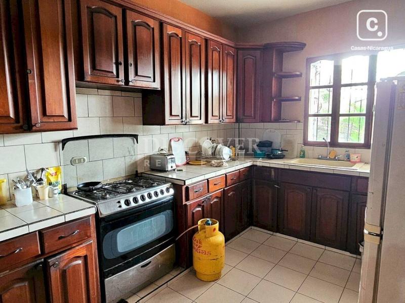 Edificio en venta o alquiler en Altamira, Managua – 1,200 m²