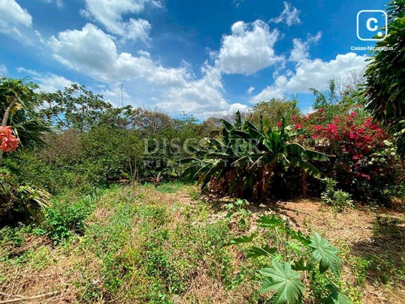 Terreno en venta en Villa Fontana, Managua – 3,000 varas²