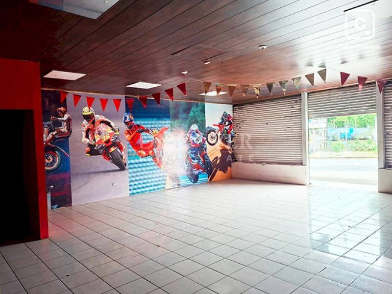 Local comercial en alquiler en Los Robles, Managua – 225 m²