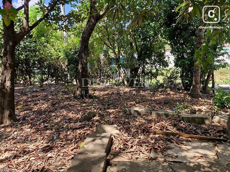 Terreno en venta en Suburbana, Managua – 898 varas²