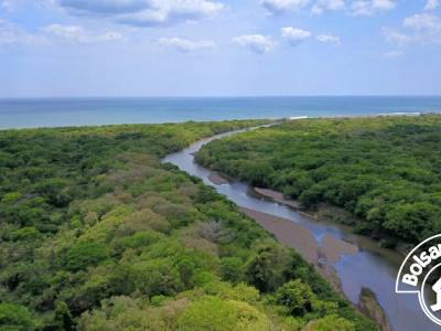 Venta de Finca en Villa el Carmen, Managua