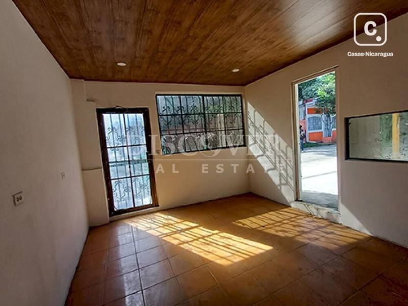 Bodega en alquiler en Barrio Hialeah, Managua – 781 varas²