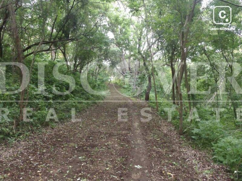 Terreno en venta en Pochocuape, Managua – 450,000 varas²