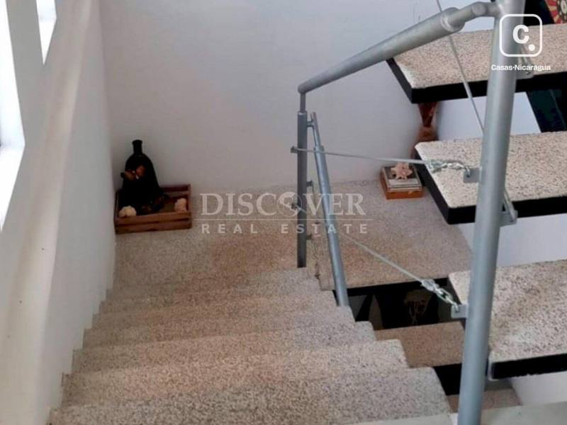 Casa de playa en venta o alquiler en El Velero, León – 3 hab, 365 m²