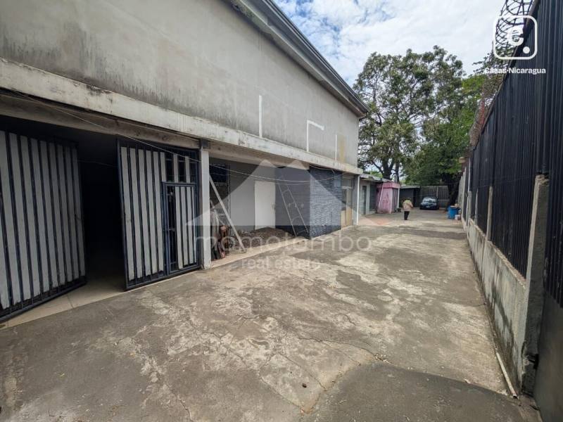 Oficina en venta en Mercado Oriental, Managua – 1,289 m²