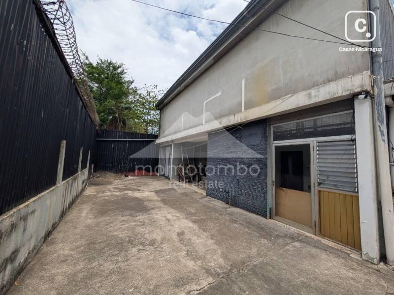 Oficina en venta en Mercado Oriental, Managua – 1,289 m²