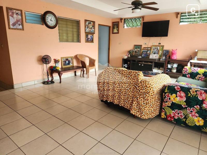 Casa en venta en El Mayoreo, Managua – 9 hab, 237 m²
