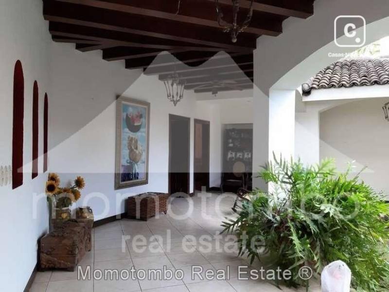 Casa en venta o alquiler en Altos de Ticomo, Managua – 7 hab, 700 m²