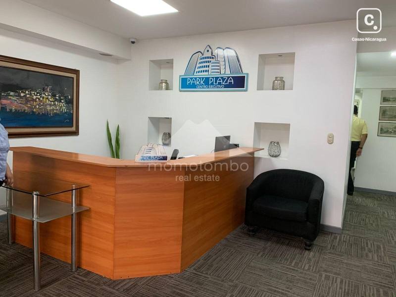 Oficina en alquiler en Planes de Altamira, Managua – 25 m², US$ 863/mes
