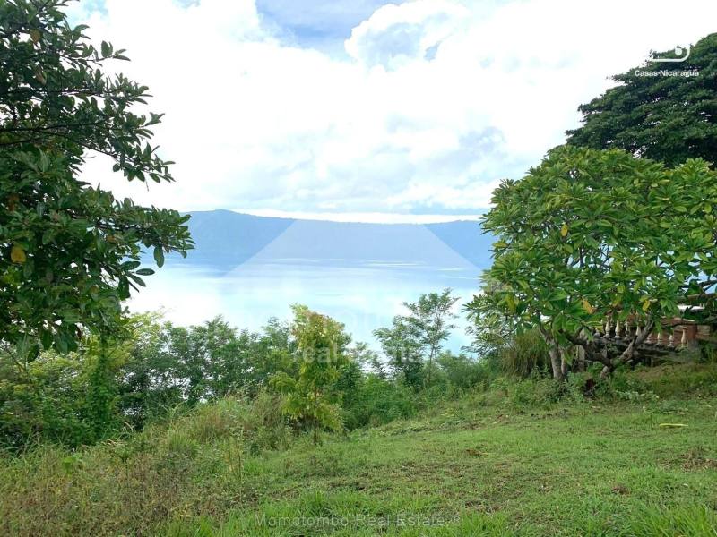 Finca en venta en Laguna de Apoyo, Granada – 3 hab, 190 m², US$ 400,000