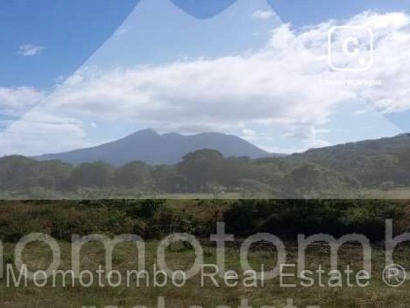 Terreno en venta en Laguna de Apoyo, Granada – 570,000 varas²
