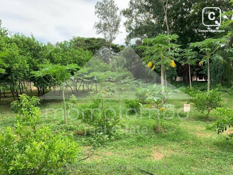 Terreno en venta en La Paz Centro, León – 194 m², US$ 125,000