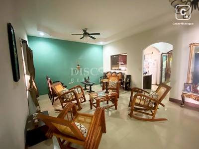 Casa en venta en León – 3 hab, 182 m²