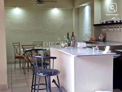 Casa en venta en Granada – 4 hab, 294 m²