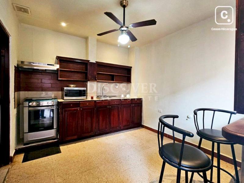 Casa en venta en Granada – 4 hab, 294 m²