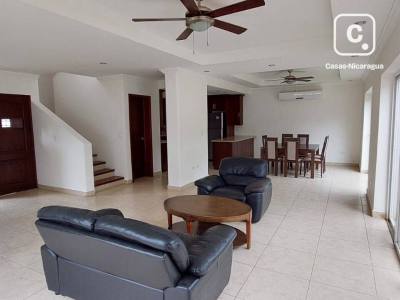 Casa en alquiler en Las Colinas, Managua – 3 hab, 205 m²