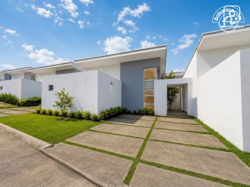 Casa en alquiler en Santo Domingo, Managua – 3 hab, US$ 1,400/mes