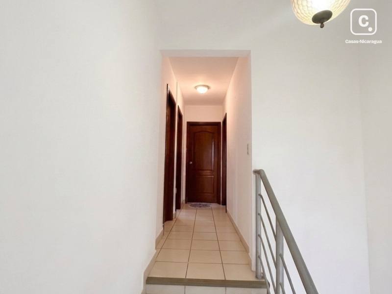 Casa en alquiler en Santo Domingo, Managua – 3 hab, 115 m², US$ 1,600/mes