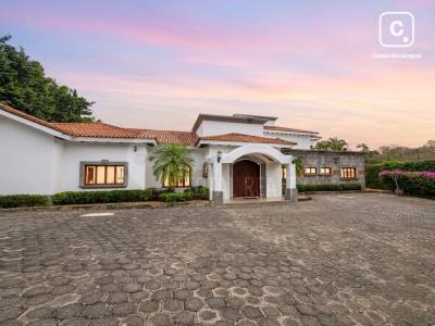 Casa en alquiler en Villa Fontana Sur, Managua
