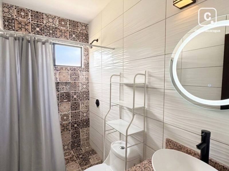 Apartamento en alquiler en Las Colinas, Managua – 1 hab