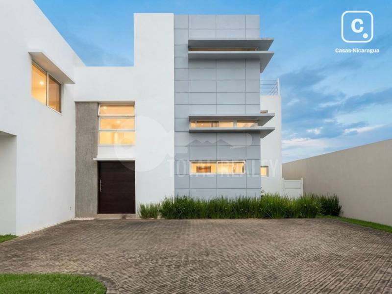 Casa en venta o alquiler en Santo Domingo, Managua