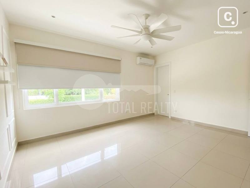 Casa en venta o alquiler en Santo Domingo, Managua