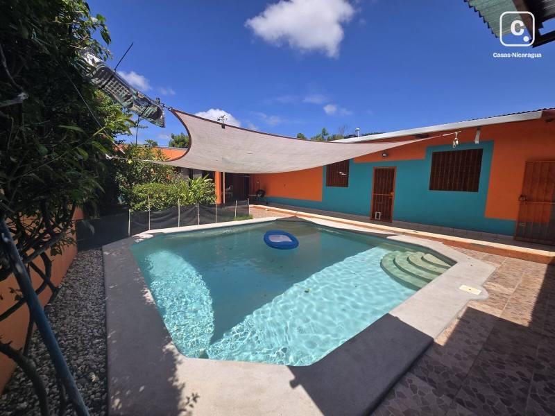 Casa en venta en Granada – 4 hab, 604 varas²