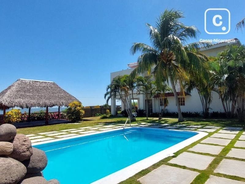 Apartamento en venta en Granada – 2 hab