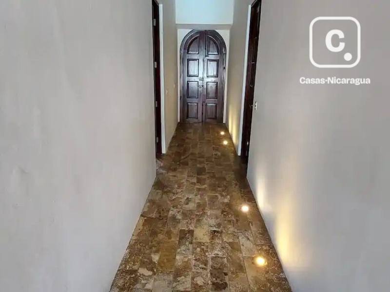 Apartamento en venta en Granada – 4 hab