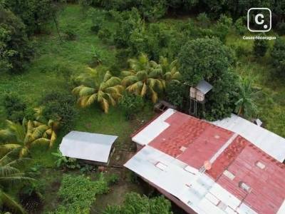 Finca en venta en Diriomo, Granada – 3 hab, 32,435 varas²
