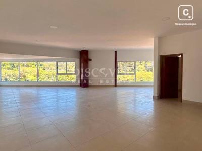 Local comercial en alquiler en Rivas – 97 m²