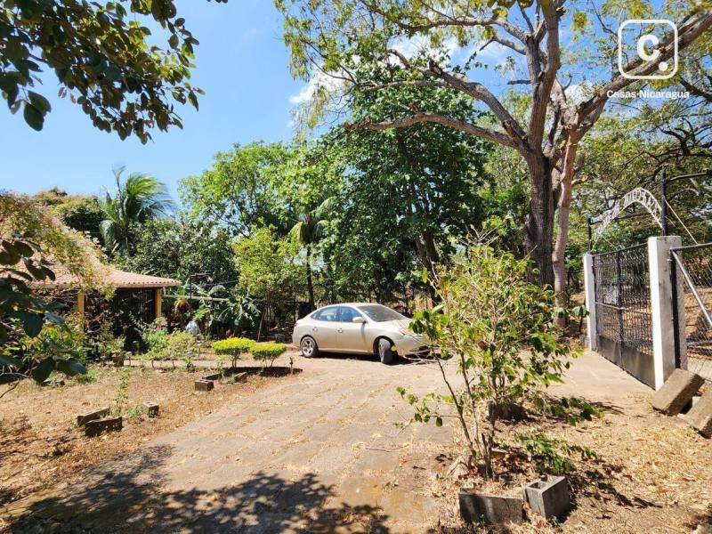 Terreno en venta en Granada – 217 m²