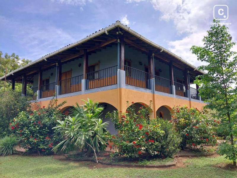 Casa en venta en León – 4 hab, 10,136 varas²