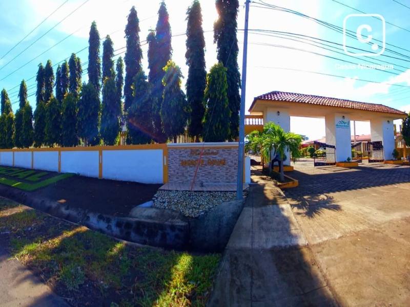Casa en venta en León – 2 hab, 263 varas²