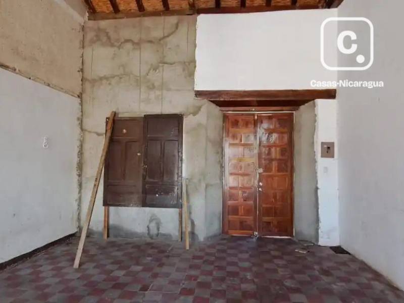 Terreno en venta en Granada – 217 varas²