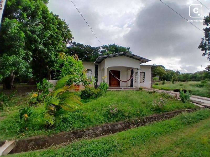 Casa en venta en Granada – 4 hab