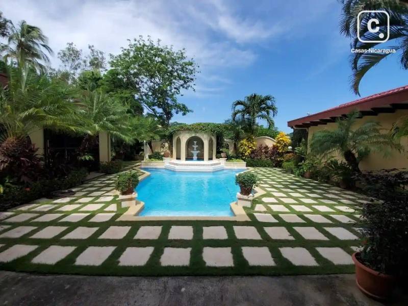 Casa en venta en Colonia Managua, Managua – 5 hab, 527 m²