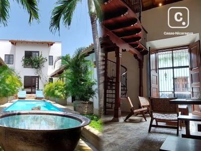 Apartamento en venta en Granada – 4 hab