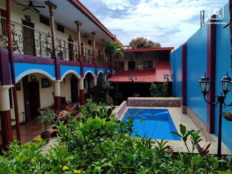 Apartamento en venta en Granada – 13 hab