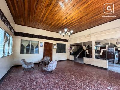 Local comercial en venta en León – 3,209 varas²