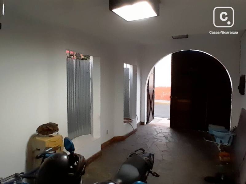 Casa colonial en venta en el centro de León – 5 habitaciones