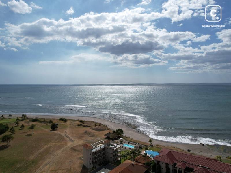Terreno en venta en Villa el Carmen, León – 1,244 varas²