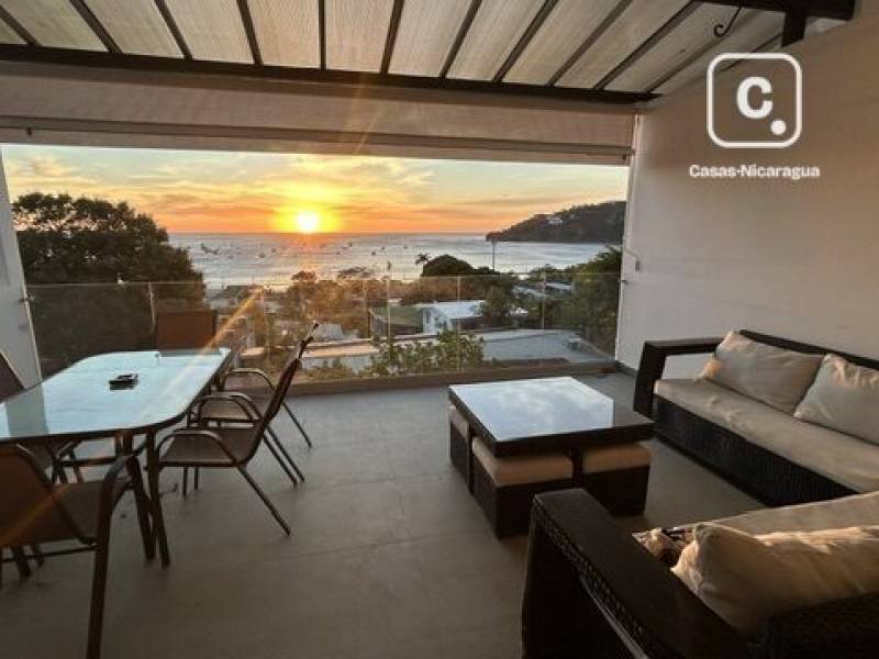 Apartamento esquinero de 190 m² con vista a la bahía, San Juan del Sur