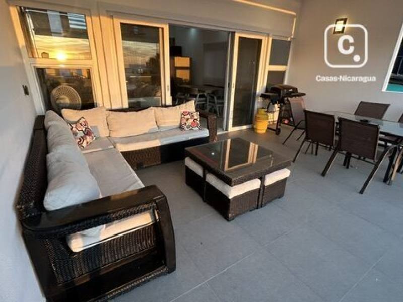 Apartamento esquinero de 190 m² con vista a la bahía, San Juan del Sur