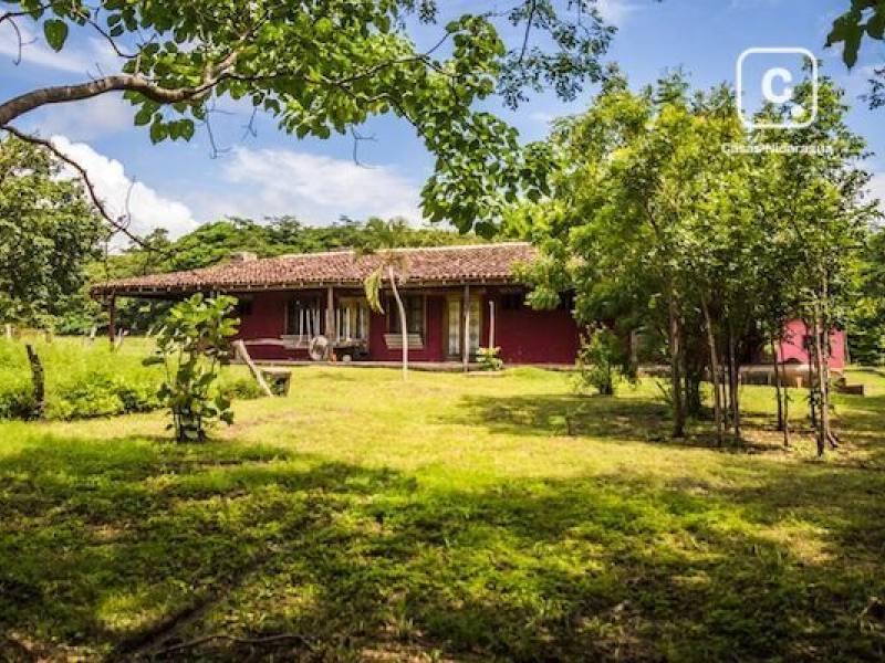 Hacienda estilo español de 368 m² en 2.1 hectáreas, sur de San Juan del Sur
