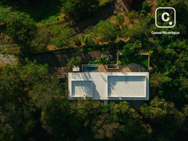 Casa de 3 habitaciones con vista a la bahía en 2,400 m² de terreno, San Juan del Sur